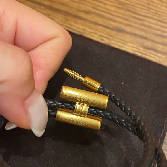 Authentic Hermes’ men’s Tournis Tresse bracelet in black leather gold hardware - Picture 5 of 5